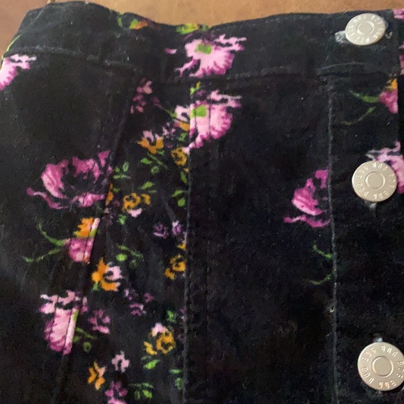 πHPπ BDG by Urban Outfitters Skirt Small-P - Picture 6 of 9